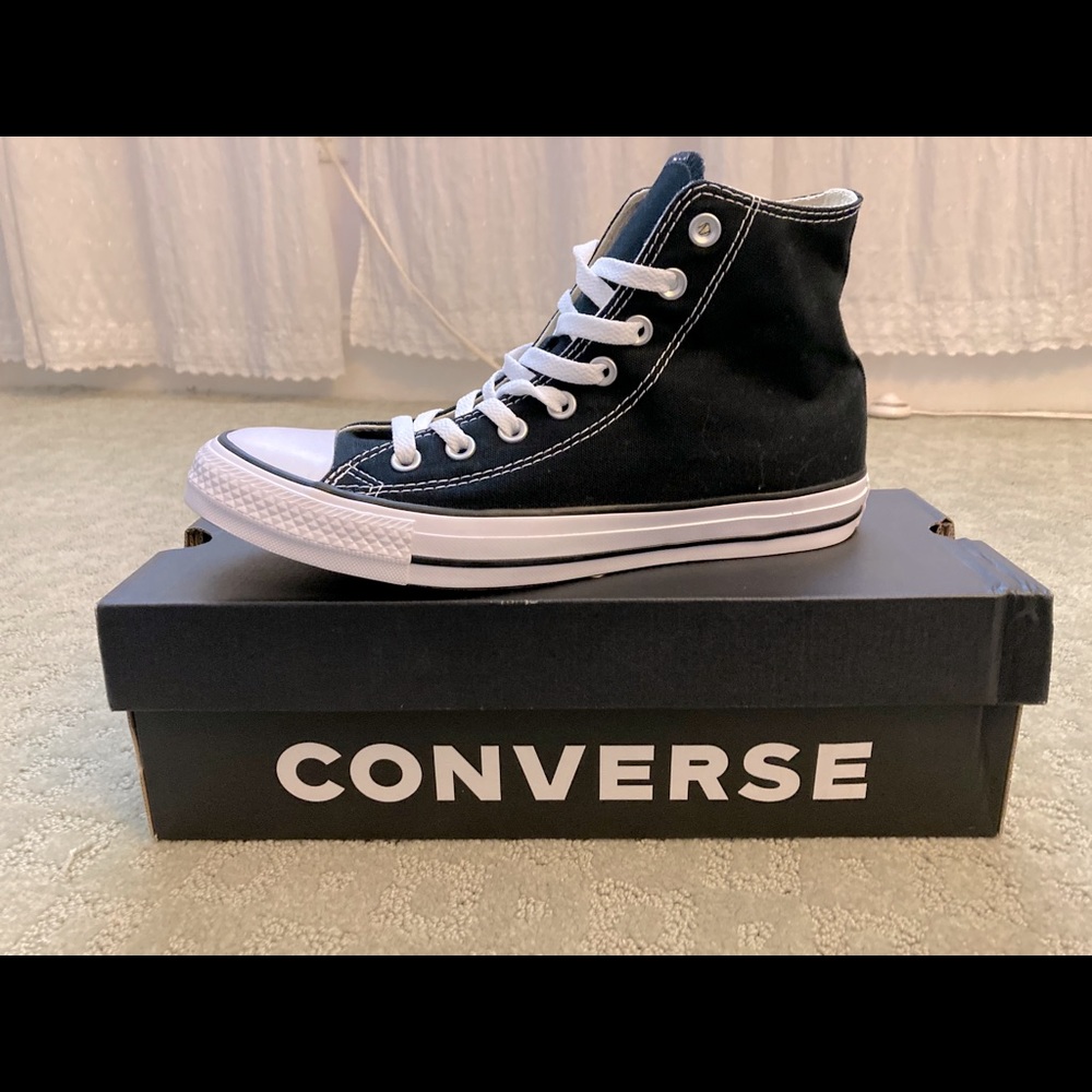 Black High top Converse